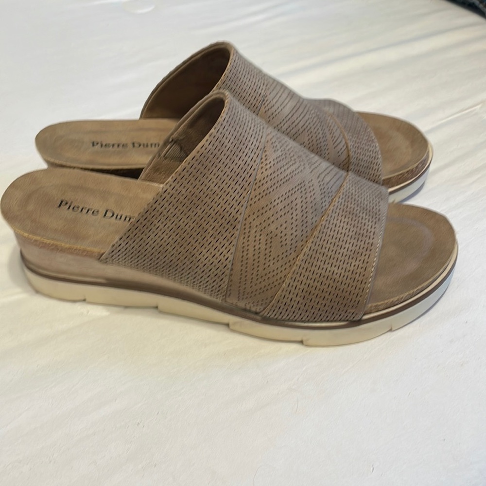 Pierre dumas sandals so comfy! Worn one time! Size 9